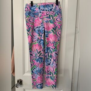 Lilly Pulitzer Luxletic Corso Pants - Gecko Green Tiger Sunrise Golf - Size 4